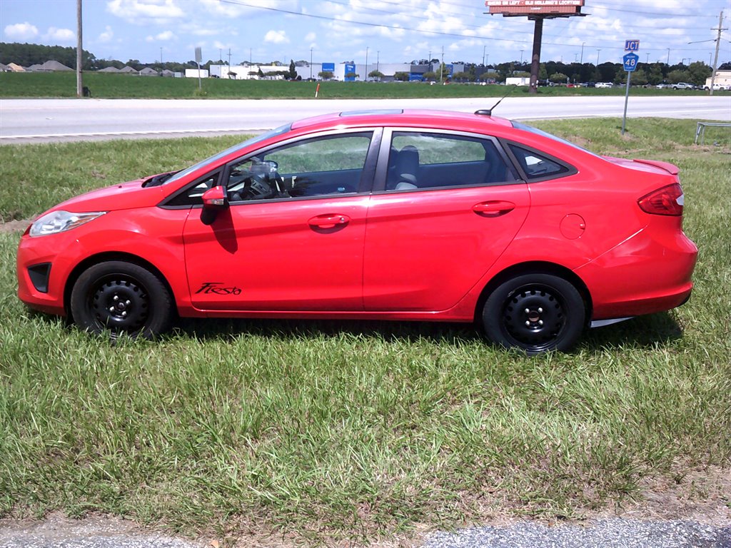 2013 Ford Fiesta SE
